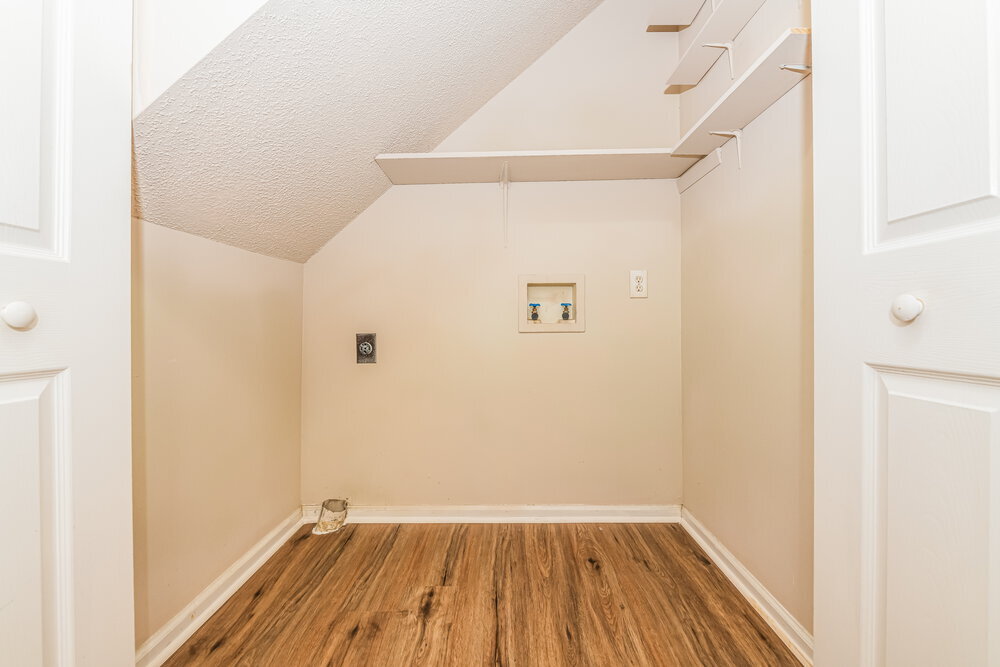 Building Photo - 1405 E Stonemason Dr