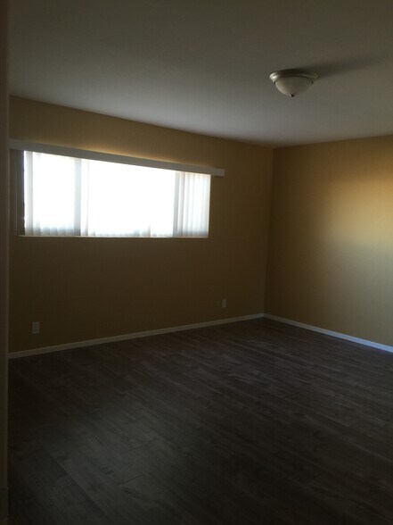 Building Photo - 1350 Torrance Blvd