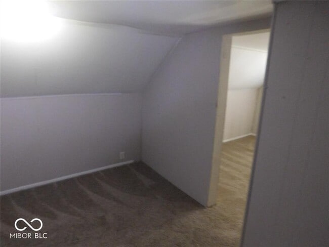 Building Photo - 1132 N Gale St