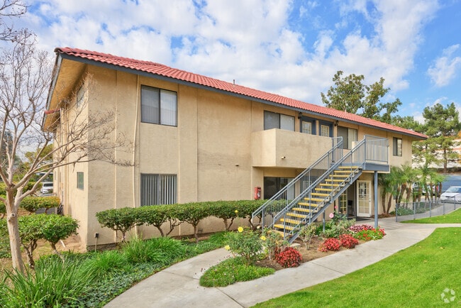 Building Photo - Victoria Village