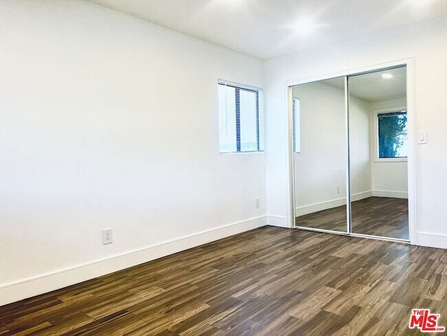 Building Photo - 532 El Dorado St