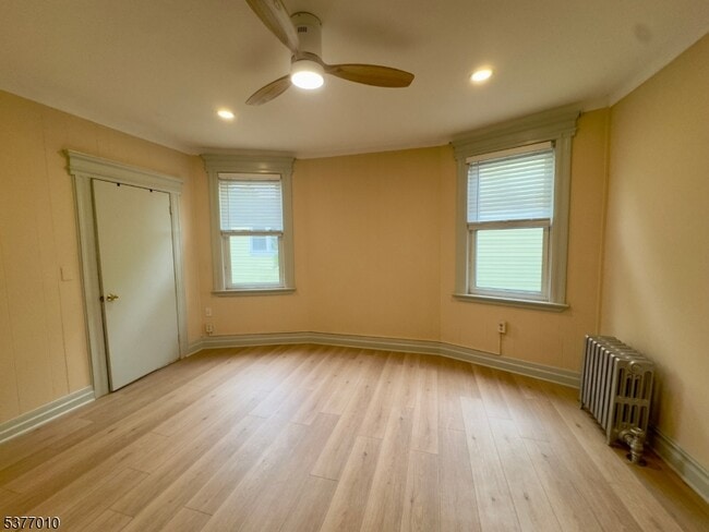 Building Photo - 107 Glenridge Ave
