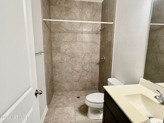 Building Photo - 84143 Swallowtail Dr