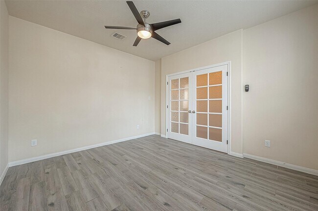 Building Photo - 3403 Lilac Ranch Dr