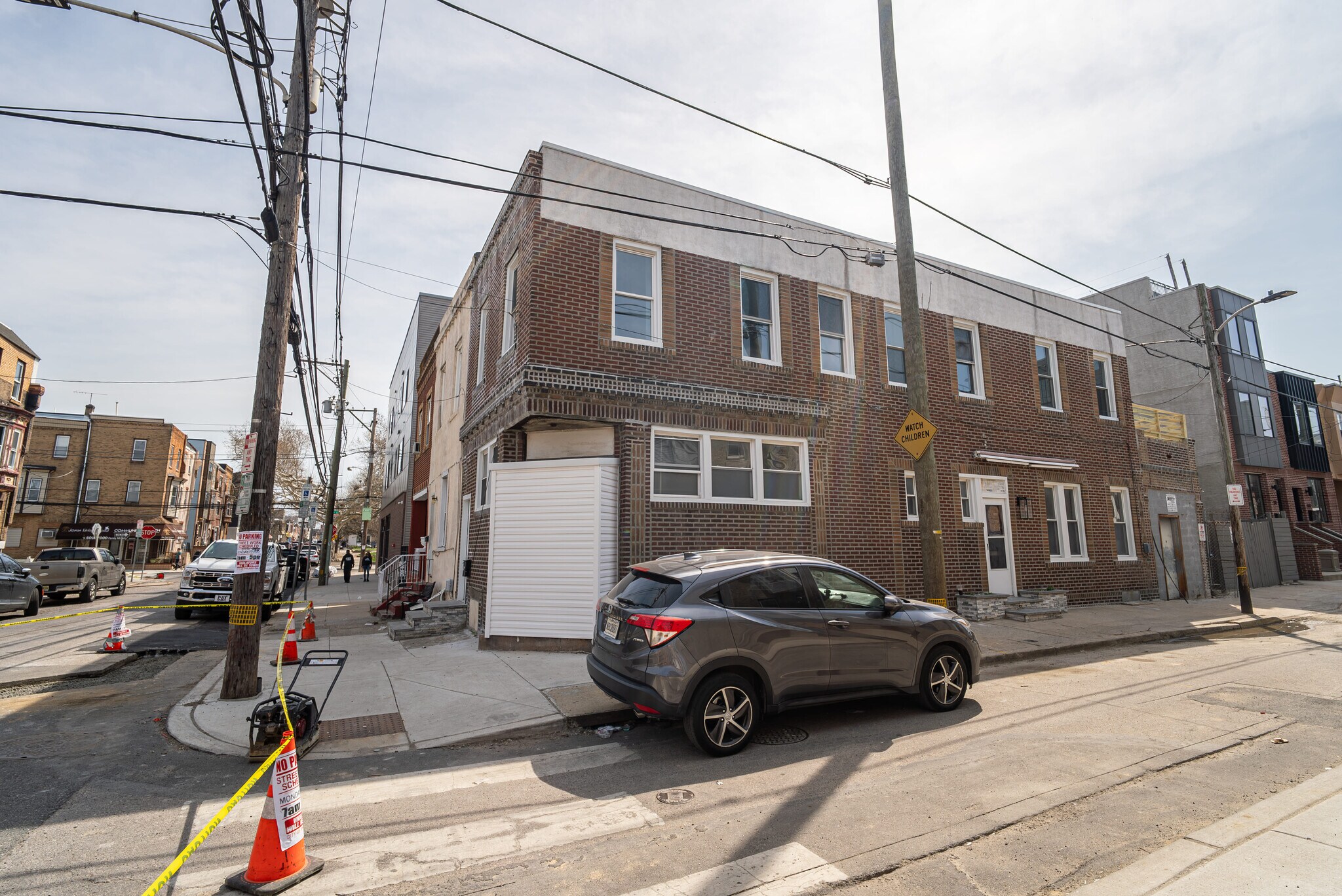 Building Photo - 2410 Wharton St