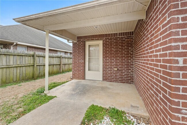 Building Photo - 1667 Evening Shade Dr