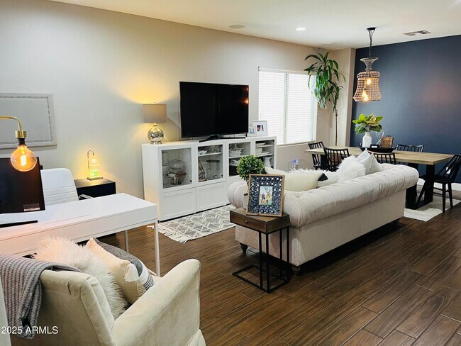 Building Photo - 11411 E Sebring Cir