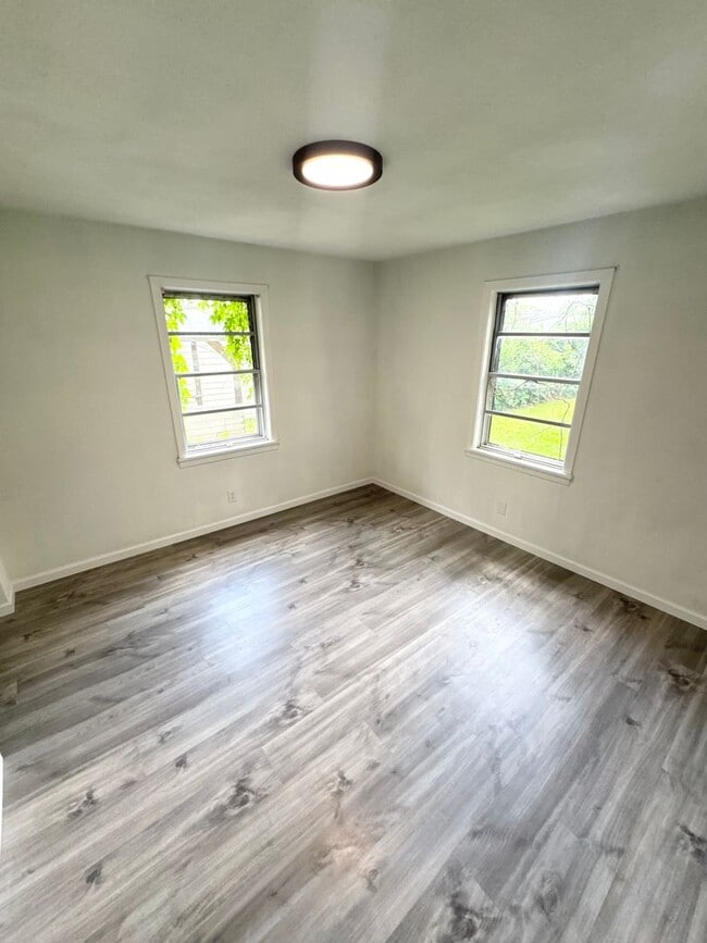 Building Photo - South Bossier!