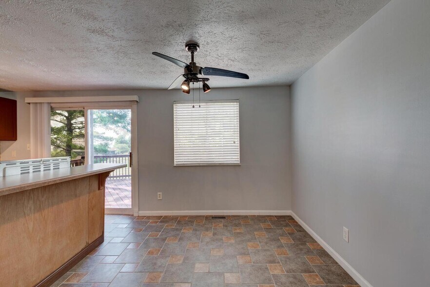 Building Photo - Gorgeous Fishers Home in a Sought-After Community