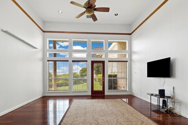 Building Photo - 2918 Ranch Rd 620 N