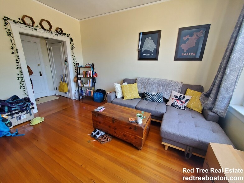 Building Photo - 31 Herrick Rd