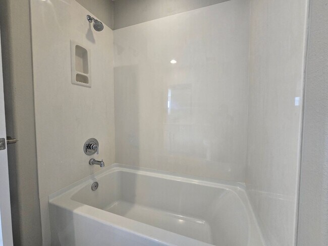 Building Photo - Modern Santa Fe Townhome