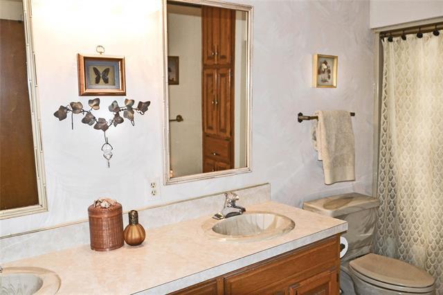 Building Photo - 575 Doe Creek Rd