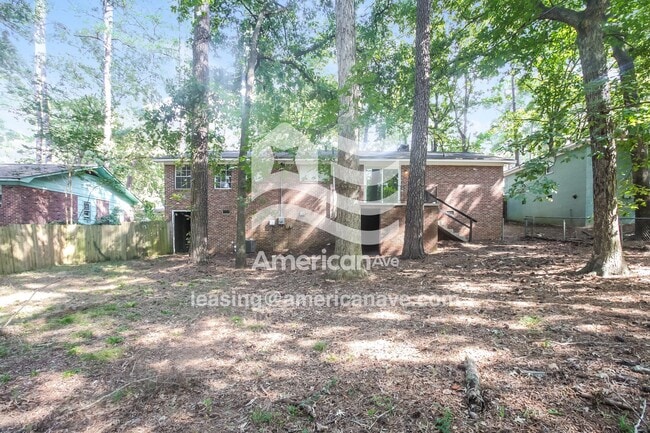 Building Photo - 1859 Woodsboro Dr