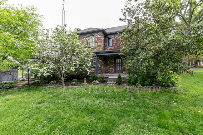Building Photo - 149 Westgate Dr