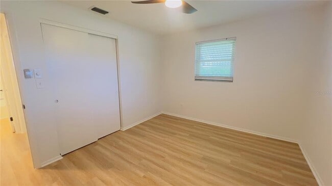 Building Photo - 8675 Lantana Dr