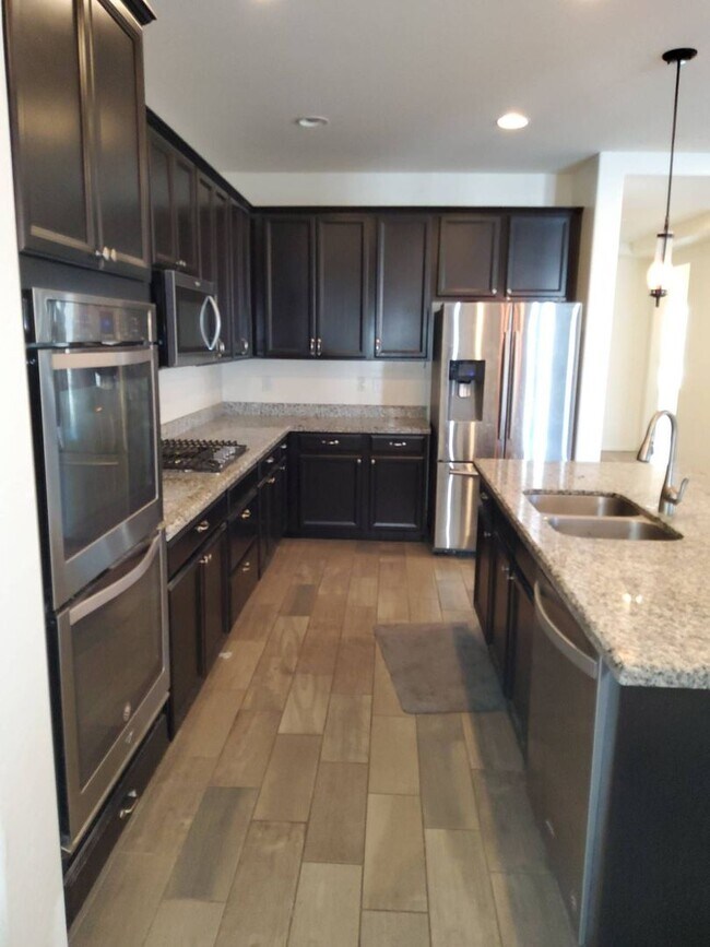 Building Photo - Litchfield Park Beauty COMING SOON