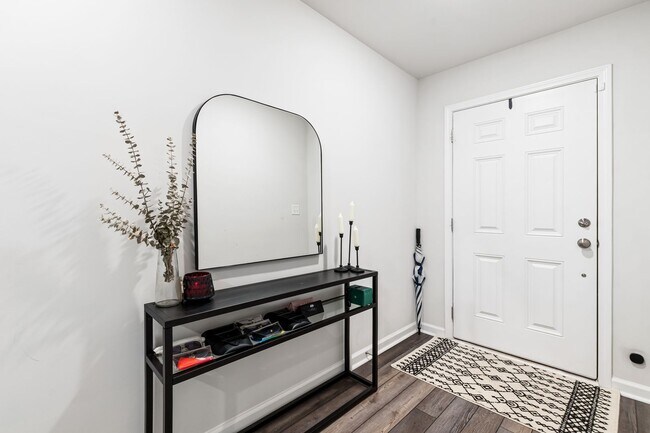 Building Photo - Modern 3-Bedroom Townhome in Magnolia Trace!