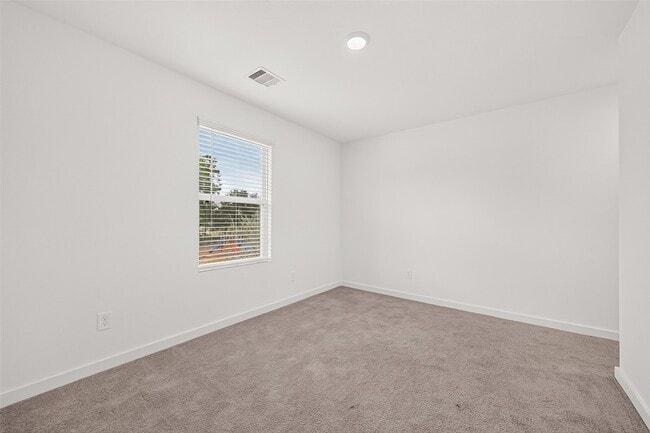 Building Photo - 2714 Discovery Trails Ct