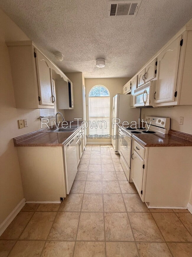 Building Photo - 8364 Mangrove Dr