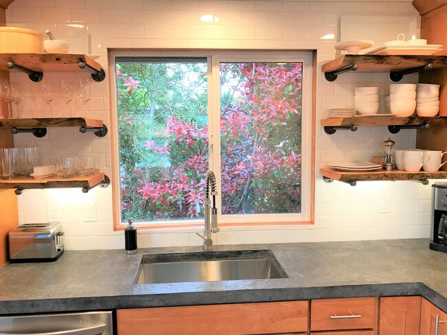 Farm sink, adjustable undercounter lighting - 6549 40th Ave NE