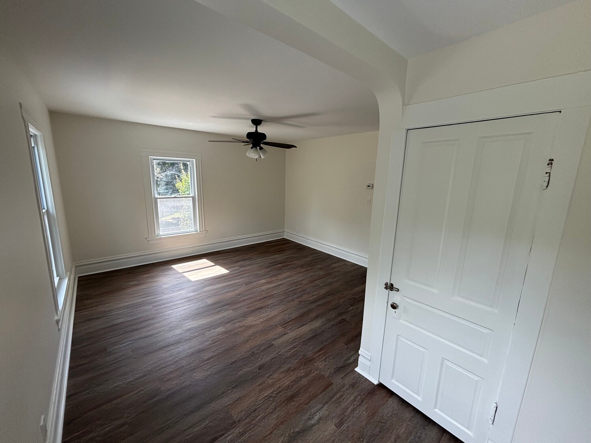 Bedroom 2 view3 - 438 S 1st St