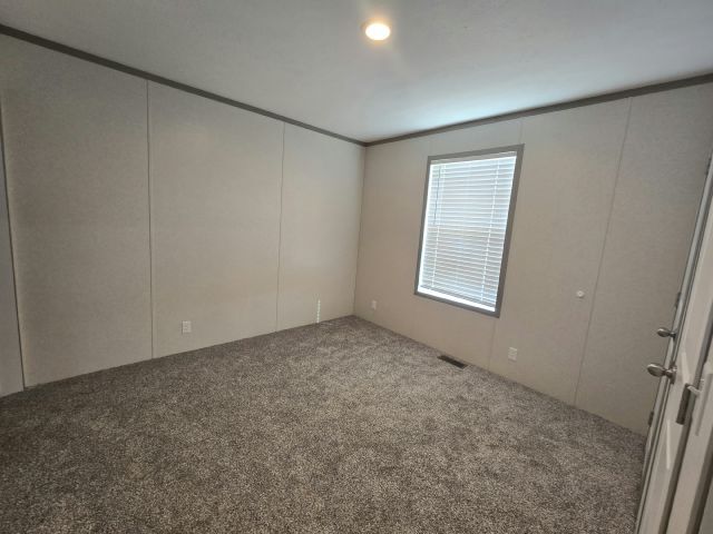Building Photo - 233 Cleopatra Dr