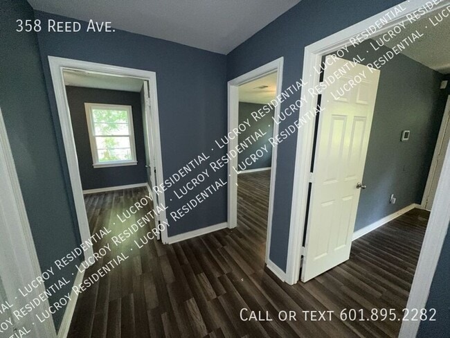 Building Photo - 358 Reed Ave