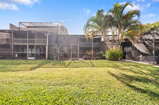 Building Photo - 1709 St Andrews Rd
