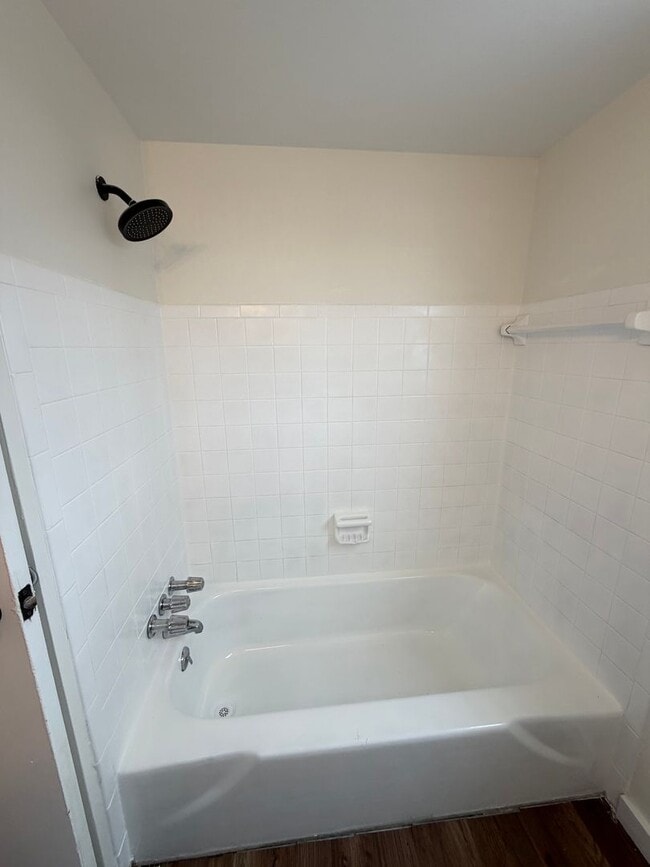 Building Photo - 1530 Genessee Ave