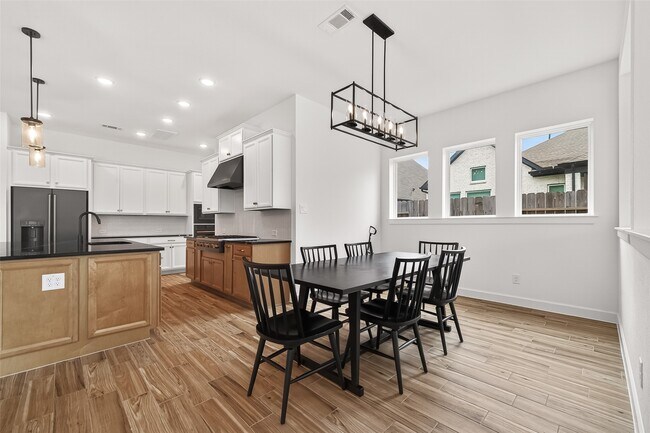 Building Photo - 15503 Salmon Springs Dr