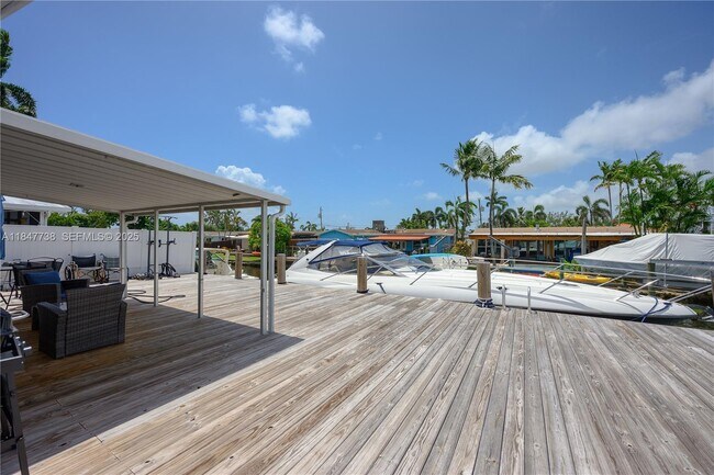 Building Photo - 1453 NW 10th St