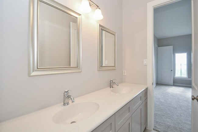 Building Photo - 1107 Mulberry Farm Ln