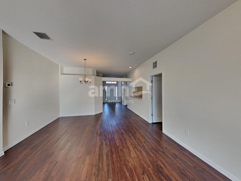 Building Photo - 13219 Beechberry Dr