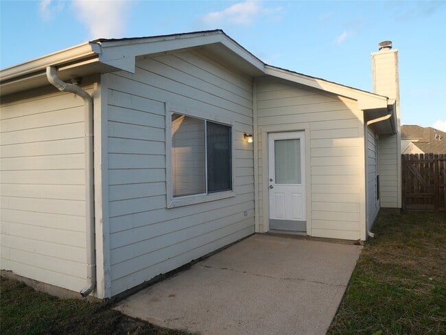 Building Photo - 2311 Flint Brook Ct