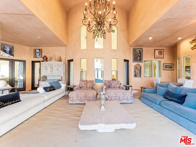 Building Photo - 14420 Merlot Ct