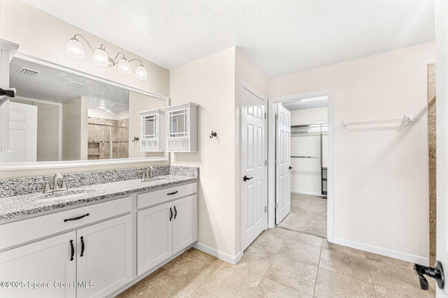 Building Photo - 4122 Moccasin Dr