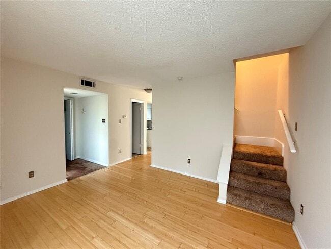 Building Photo - 4520 Depew Ave