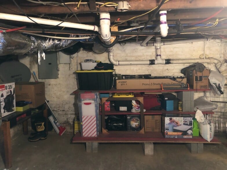 Basement with Washer Gas Dryer hookups - 1819 Deerwood Ave
