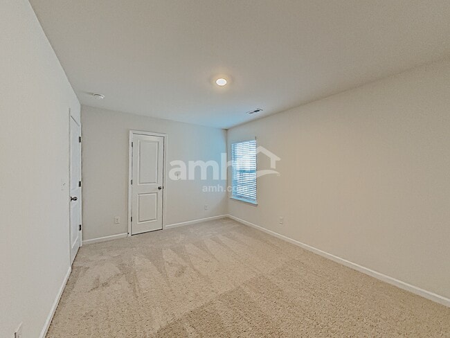 Building Photo - 3321 Oak Tree Trail