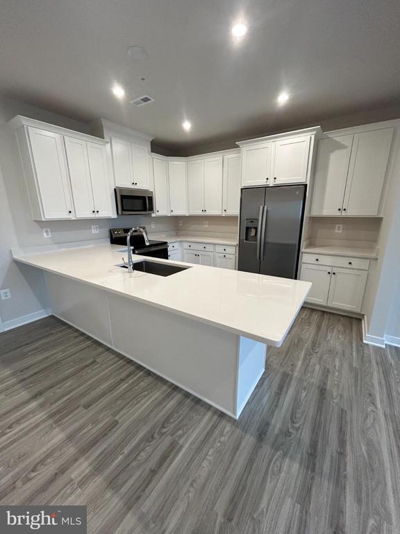 Building Photo - 9070 Katherine Johnson Ave