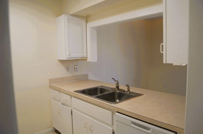 Building Photo - 268 San Paulo Ct