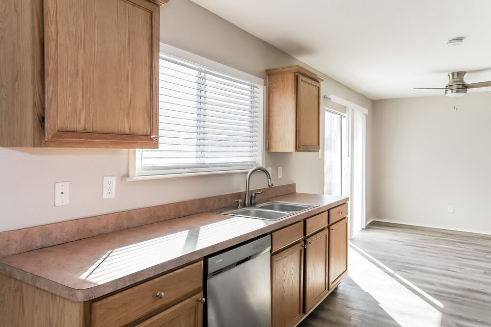 Building Photo - 549 Crystal Springs Dr