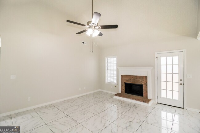 Building Photo - 148 Parkside Dr