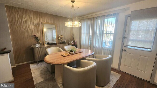 Building Photo - 12509 Coral Grove Pl