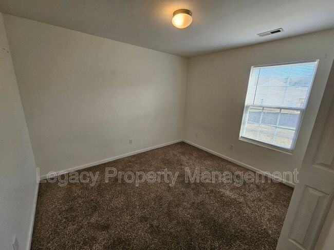 Building Photo - 1608 Brambleton Ct