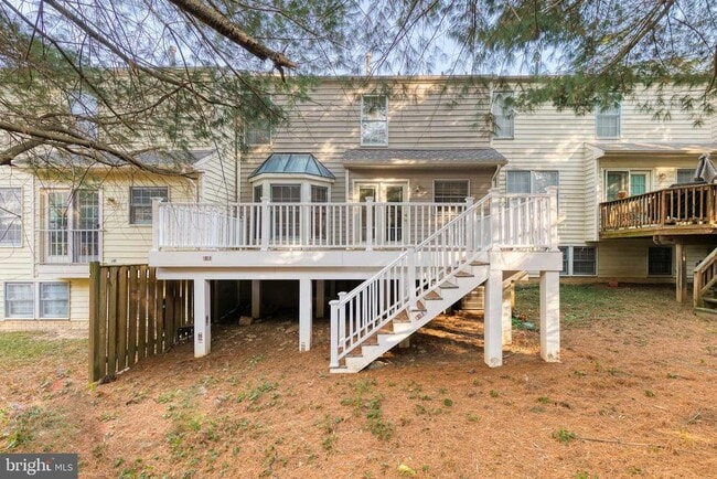 Building Photo - 5 Weyanoke Ct