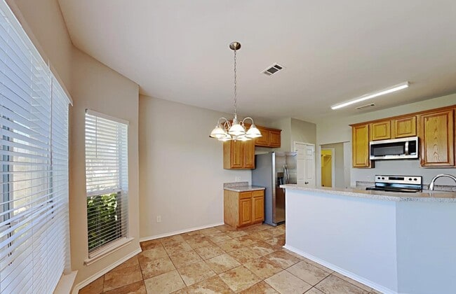 Building Photo - AVAILABLE NOW