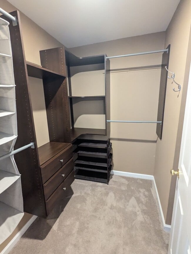 Building Photo - Beautifully maintained townhouse in Whittier Community available mid-May!