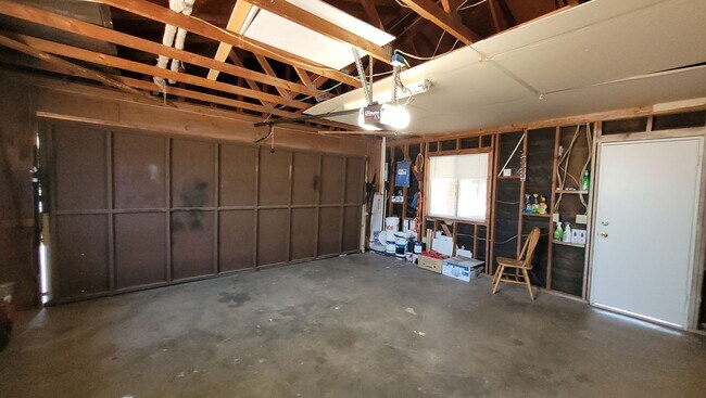 Building Photo - Beautifully Renovated Home In Ramona